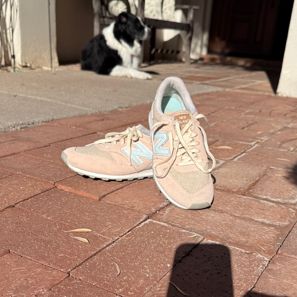 New Balance Classic 996 Suede Beige and Light Blue Sneakers